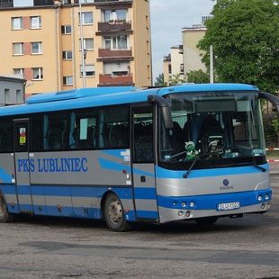 Więcej o: Komunikacja autobusowa i kolejowa na terenie powiatu lublinieckiego